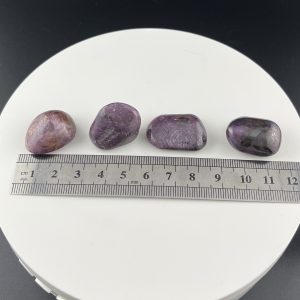 Pierre roulée de Rubis entre 10g et 15g