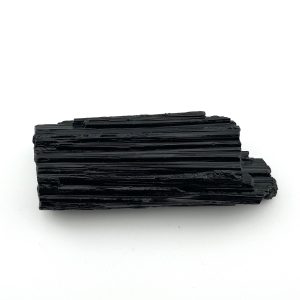 Tourmaline noire brute 321g